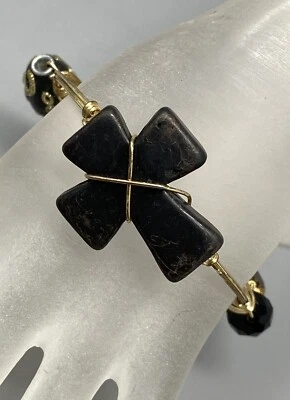 Brazalete Cruz Piedra Negra Cuentas de Vidrio Envoltura de Alambre Chakra Bohemio 7.75" Foto 1 de 4