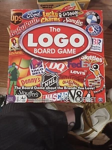 LOGO - Board Game by SPIN MASTER - Complete 2011 Version Cards - Picture 1 of 3