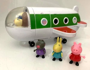 Peppa Pig Air Jet Aeroplane Plane with Peppa Figures (M3) - Picture 1 of 6