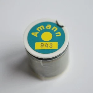 Amann Stick Cordón Seda "Seda Real Ojal" Nm 30/3 1 Rollo x 60 Metros - Imagen 1 de 2