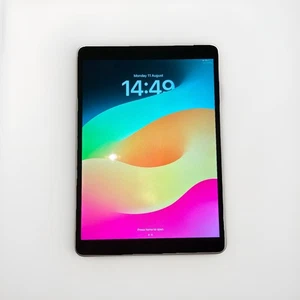 Apple iPad Pro 64GB, Wi-Fi, 10.5 inches Space Grey - Read Description  - Picture 1 of 6