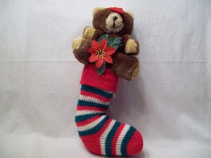 Vintage Musikalischer Weihnachtsteddybär im Strickstrumpf - Bild 1 von 4
