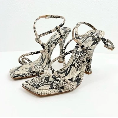 Sandalias de cuero SCHUTZ Lovi punta cuadrada en relieve serpiente, talla 8,5B Foto 1 de 4