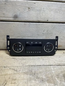 2007-2011 Chevy Avalanche Sierra Tahoe Silverado Temp Climate Control OEM - Picture 1 of 7