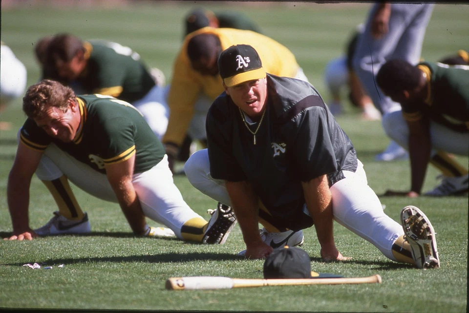 Diapositiva a color 35 mm de la leyenda del atletismo de Oakland Mark McGwire.  #42 Foto 1 de 1