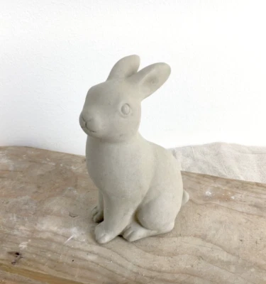 Concrete mold Latex 3D mold/mould for concrete plaster resin and more Rabbit - Image 1 of 4