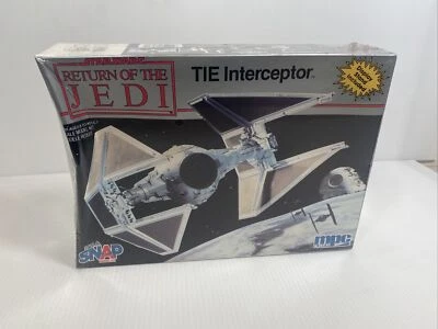 Star Wars Return of The Jedi Tie Interceptor 8931 Snap Model Kit BRAND NEW - Image 1 of 4