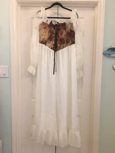 Rennaissance Maiden Long Dress Size Small - Picture 1 of 3