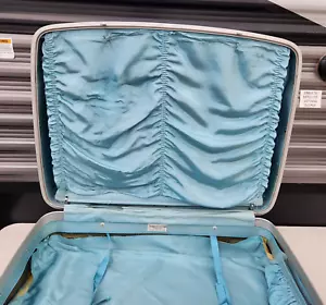 Vintage Robin Egg Blue Samsonite Silhouette Hard Side Suitcase Luggage 24 x 19" - Picture 1 of 16