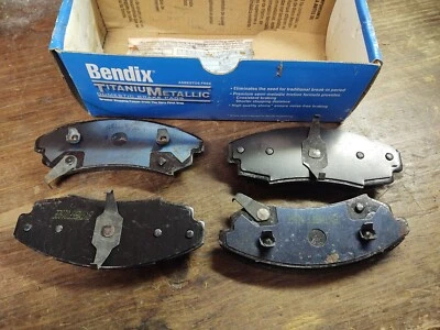 Pastillas de freno Bendix MKD315 Buick Cadillac Oldsmobile nuevas  Foto 1 de 4