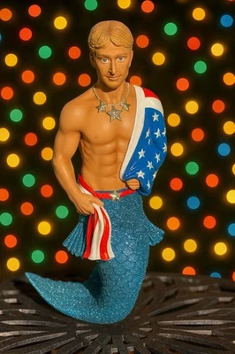 December Diamonds Stripes Merman Display 2013 - Image 1 of 4