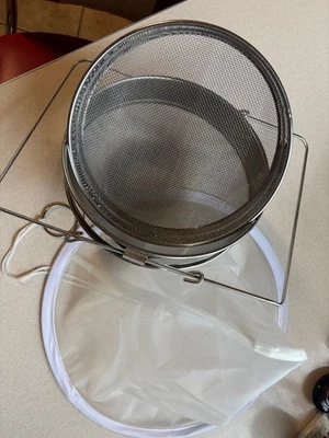 Imkerei - Edelstahl Doppelsieb + Spitzsieb - Bild 1 von 4