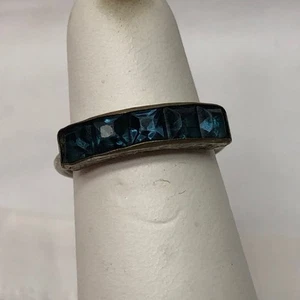 Vintage Size 6 Ring Ornate Blue Stones Victorian Jewelry Ring - Picture 1 of 14