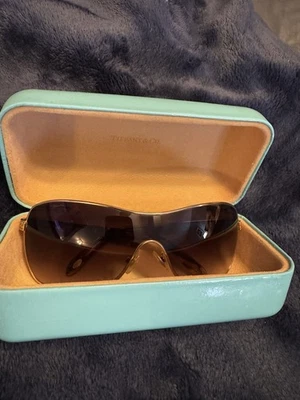 Gafas de sol Tiffany & Co TF 3035 - usadas dos veces en perfecto estado con caja Foto 1 de 4