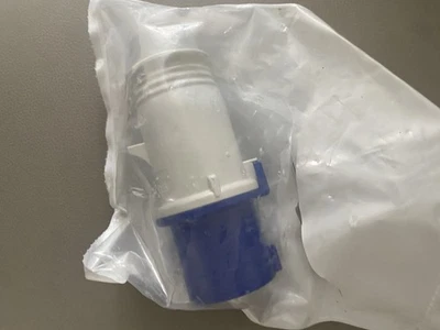  IP44 Blue Cable Mount 2P+E Industrial Power Socket, Rated At 16A, 230 V- RS PRO - Image 1 of 4