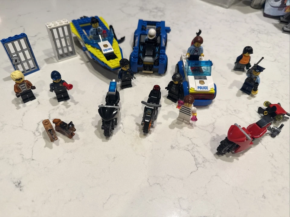 LEGO CITY Police Cops Robbers Criminals Lot   10 Mini Figures. Incomplete - Image 1 of 1