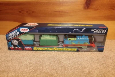 NEW Trackmaster GLOW IN THE DARK THOMAS 2016 DFN20 Motorized Train GITD Mattel - Image 1 of 4