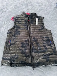 NWT Ladies Buffalo Jeans Camo Puffer Vest Size L - Picture 1 of 6