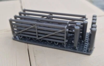 STOCK SCENICS N Gauge Heavy Duty Farm Or Industrial Gates 3d printed Unpainted