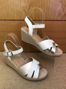 m&s white sandals
