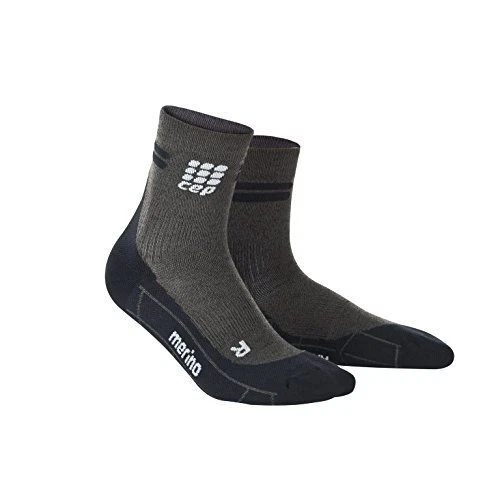 CEP — женские компрессионные короткие динамические носки из мериноса 20–30 мм рт. ст. размер на выбор - Изображение 1 из 3