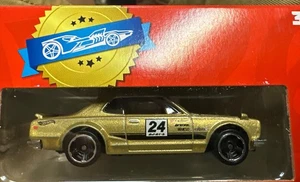 Nissan Skyline H/T 2000 GT-R 1971 Hot Wheels Multi Pack dorado nuevo suelto - Imagen 1 de 5