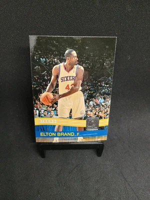 2010-11 Donruss Elton Brand #24 Philadelphia 76ers - Imagem 1 de 2