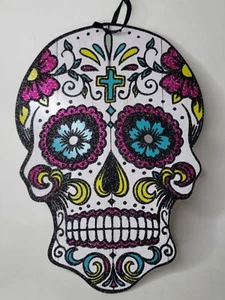 DAY OF THE DEAD SUGAR SKULL Glittery Wall Decoration 13" X 9" Halloween .NWT - Picture 1 of 5