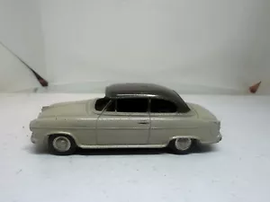 Marklin 1:43 5524/48 Borgward Isabella Circa 1950s Two-tone - Picture 1 of 8