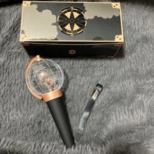 Bolígrafo Oficial ATEEZ Light Stick Ver. 1 Top Como Nuevo, Sin Usar - Imagen 1 de 3