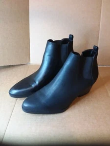 Old Navy Black Boots - Picture 1 of 5