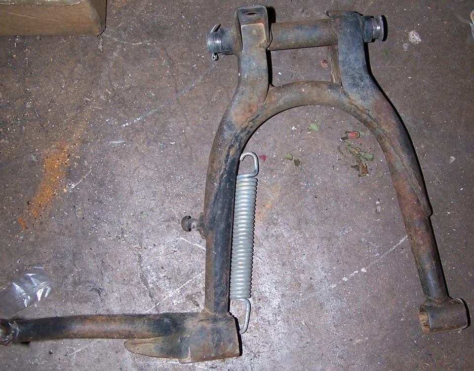 SOPORTE CENTRAL CL360 HONDA CL 360 11-1974  Foto 1 de 1