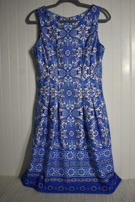 Julian Taylor New York  Dress White and Blue Paisley Pockets Women’s Size 8 - Image 1 of 4