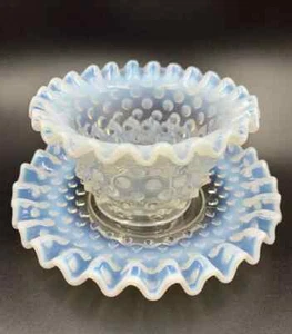 Beautiful Vintage FENTON White Blue Opalescent Hobnail Mayonnaise Bowl & Plate - Picture 1 of 5