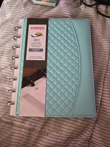 Staples ARC Notebook Blu Teal Carbonio Personalizzabile 60 Fogli Business 5,5”x8,5” - Foto 1 di 6