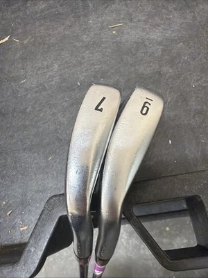 Лот из 2 айронов для правой руки Callaway APEX DCB 7 и 9 Elevate 95 г жесткая гибкая сталь - Изображение 1 из 4