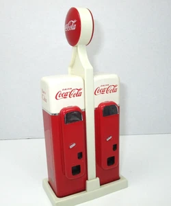 Máquina expendedora estilo retro Coca-Cola salero y pimentero con soporte - Imagen 1 de 8