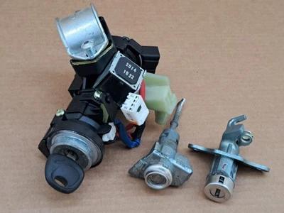 15-17 HYUNDAI SONATA OEM IGNITION SWITCH W/ DRIVER DOOR & TRUNK LOCK CYLINDER - Изображение 1 из 4