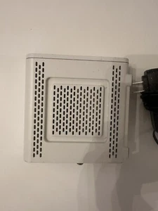 Motorola Surfboard Extreme Cable Modem Model SB6141 DOCSIS 3.0 Free Shipping - Picture 1 of 6