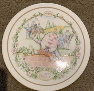 Humpty Dumpty Wedgwood Wall Plaque - Picture 1 of 2