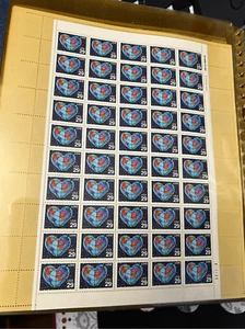 Hoja de 50 estampillas de corazón de amor Scott #2535 1991 MNH de 29 centavos - Imagen 1 de 2
