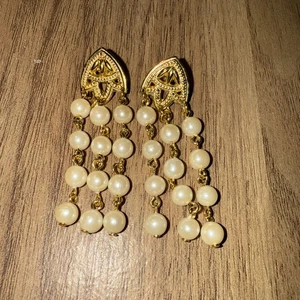 Vintage Long Faux Pearl Beaded Gold Tone Earrings with Push Back Posts - Picture 1 of 3