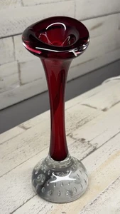 Vintage Aseda Sweden Jack In Pulpit Red Art Glass Bone Vase Controlled Bubbles - Picture 1 of 9