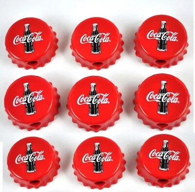 Set mit 9 Coca-Cola Coke Spitzer USA Anspitzer Kronkorken Form