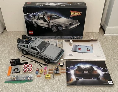 LEGO DeLorean Regreso al Futuro Máquina del Tiempo 10300 — CONSTRUIDO — Completo Foto 1 de 4
