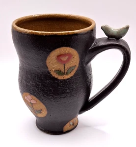 Taza de cerámica Dohee Studio Art lanzada a mano tonos tierra remate floral pájaro tapa de 20 oz - Imagen 1 de 19