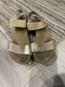 pierre dumas kids wedges size 1 - Picture 1 of 5