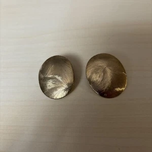 Vintage 80s Gold Tone Brushed Gold Tone Oval Pierced Earrings - Picture 1 of 4