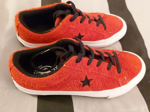 Scarpe da ginnastica Converse One Star rosse taglia 1UK (INDOSSATE UNA VOLTA)