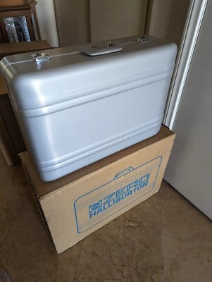 *DOS* Maleta Maletín N.O.S Vintage Zero Haliburton ¡NUEVO SELLADO DE FÁBRICA! Llaves Foto 1 de 4